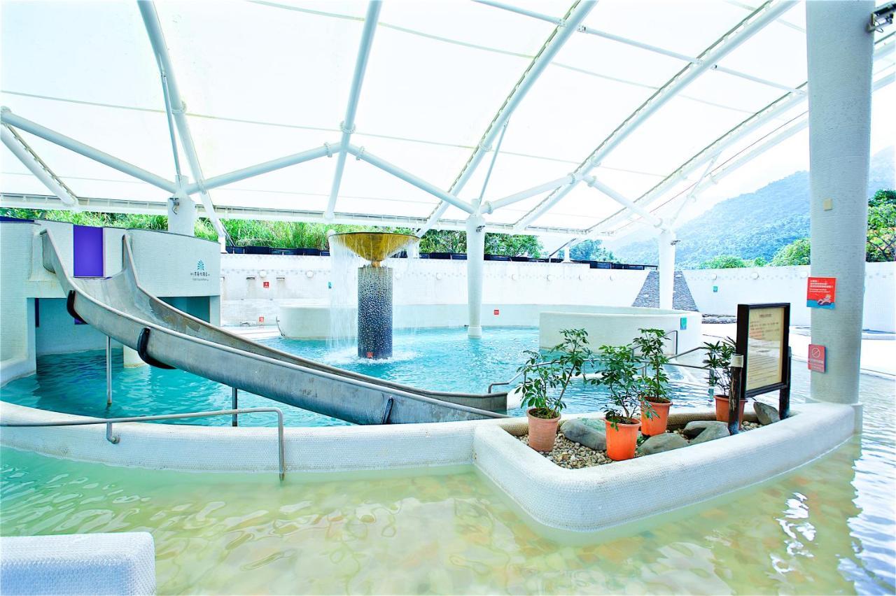 Hotel Royal Chihpin Wenquan Dış mekan fotoğraf The indoor pool